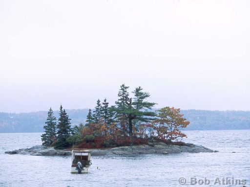 ocean_TEMP0463.JPG   -   Small island off the coast of Maine