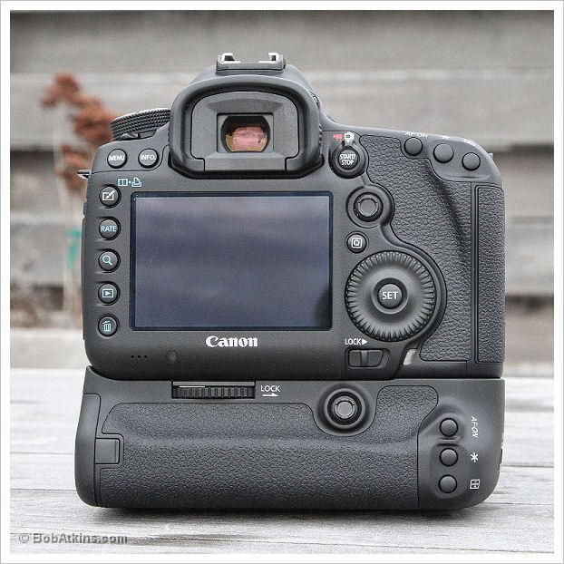 Сравнение canon 5d. Canon 5d mk3. Canon EOS 5d MKIII. Canon 5d Mark 3 USB. EOS 5d MK.3 спектр.